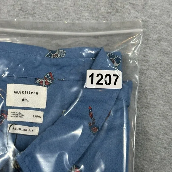 Quiksilver Short Sleeve Shirt Mens L Button Up Blue 4th Of July Patriotic Print - Picture 7 of 7